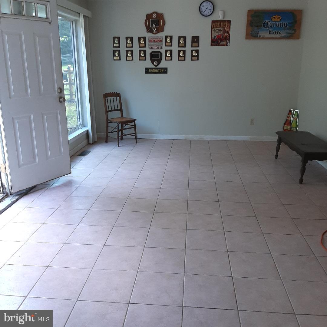 519 Sutherland Road Ewing, NJ 08618 - Photo 16 of 19 Gallery Image 16