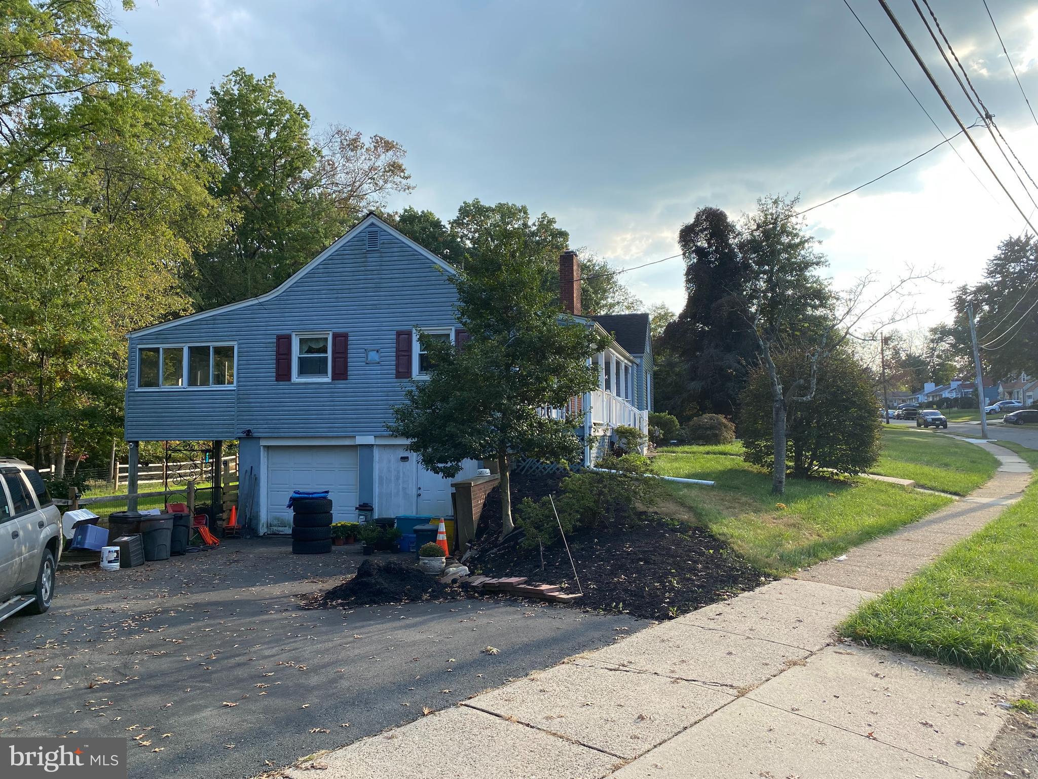 519 Sutherland Road Ewing, NJ 08618 - Photo 3 of 19 Gallery Image 3