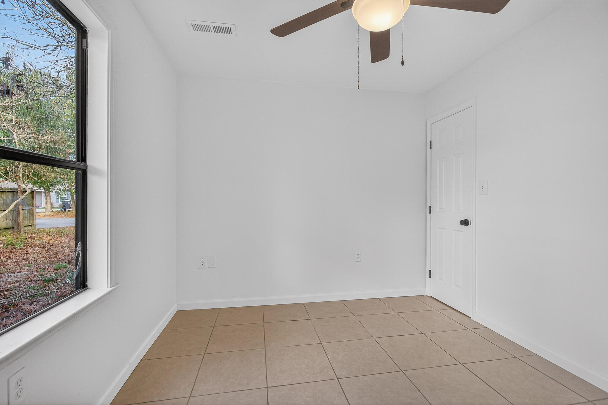 105 East Renoir Road DeFuniak Springs, FL 32433 - Photo 18 of 29