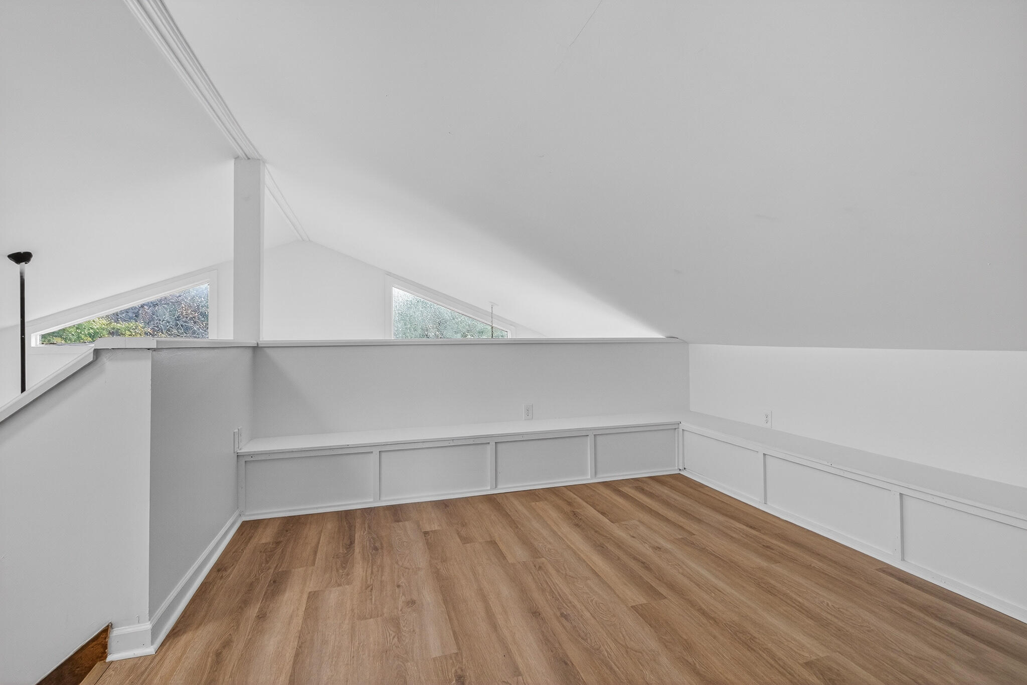 105 East Renoir Road DeFuniak Springs, FL 32433 - Photo 26 of 29 a view of an empty walk in closet