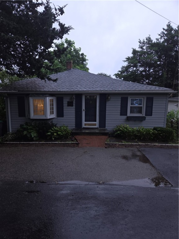54 Ridge Road Warwick, RI 02889 - Photo 3 of 23 Gallery Image 3