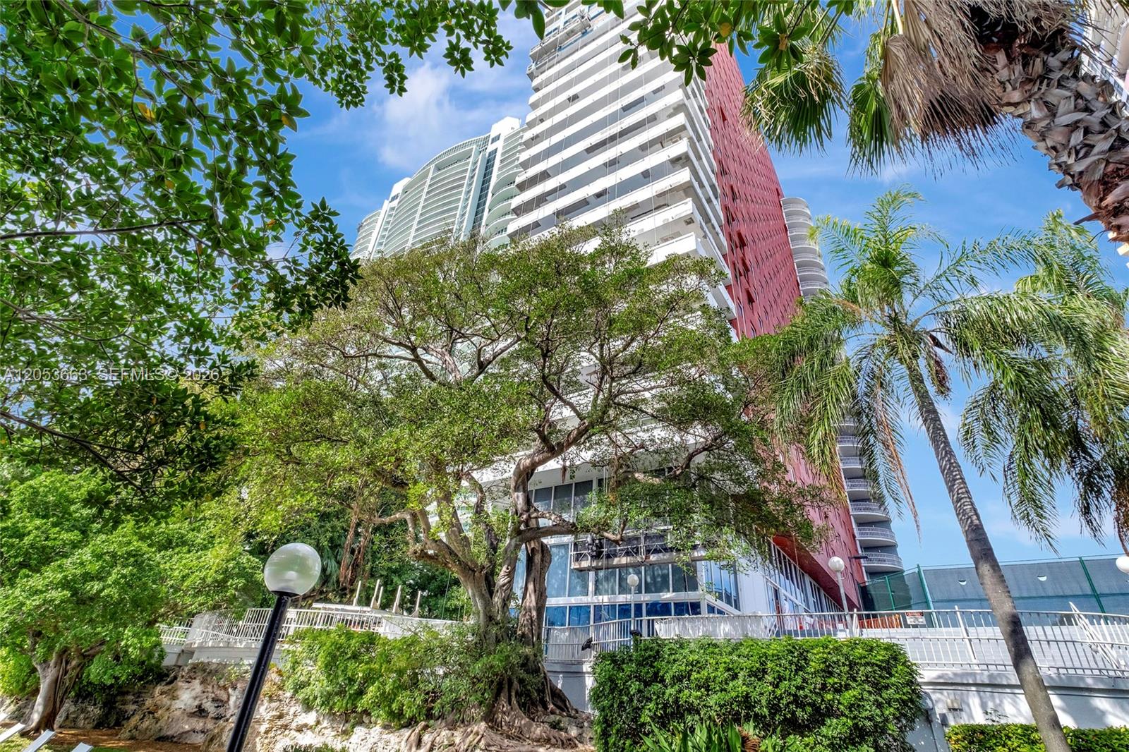 1627 Brickell Avenue, Unit 1202 Miami, FL 33129 - Photo 28 of 30