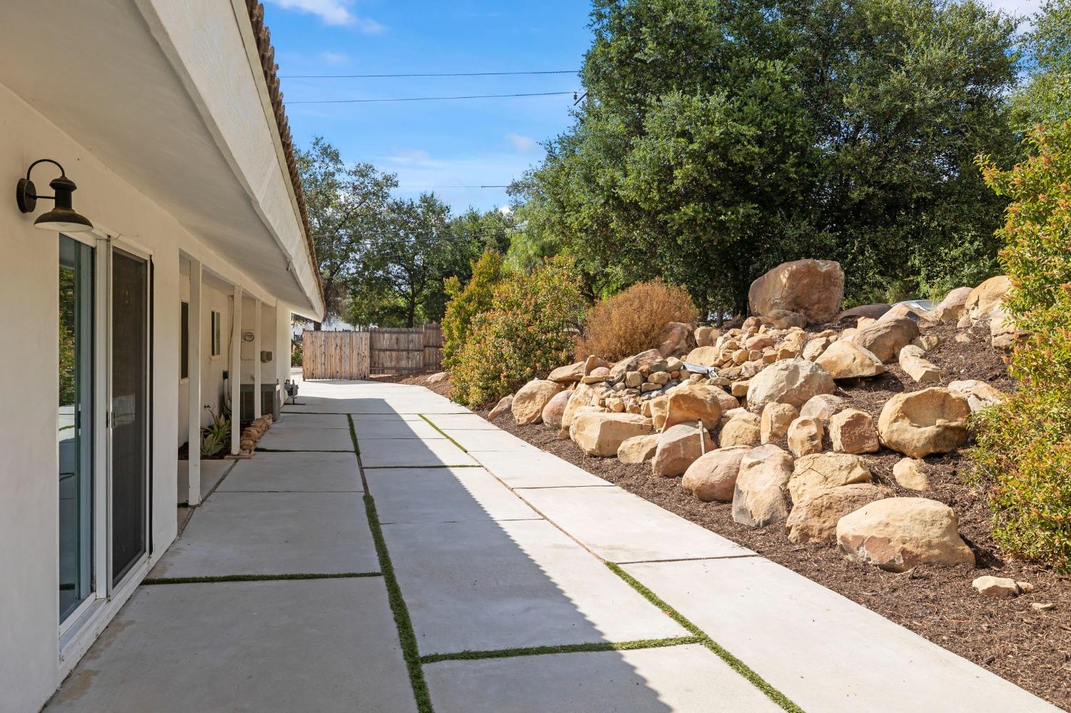 12810 Treeranch Road Ojai, CA 93023 - Photo 43 of 47 Gallery Image 43