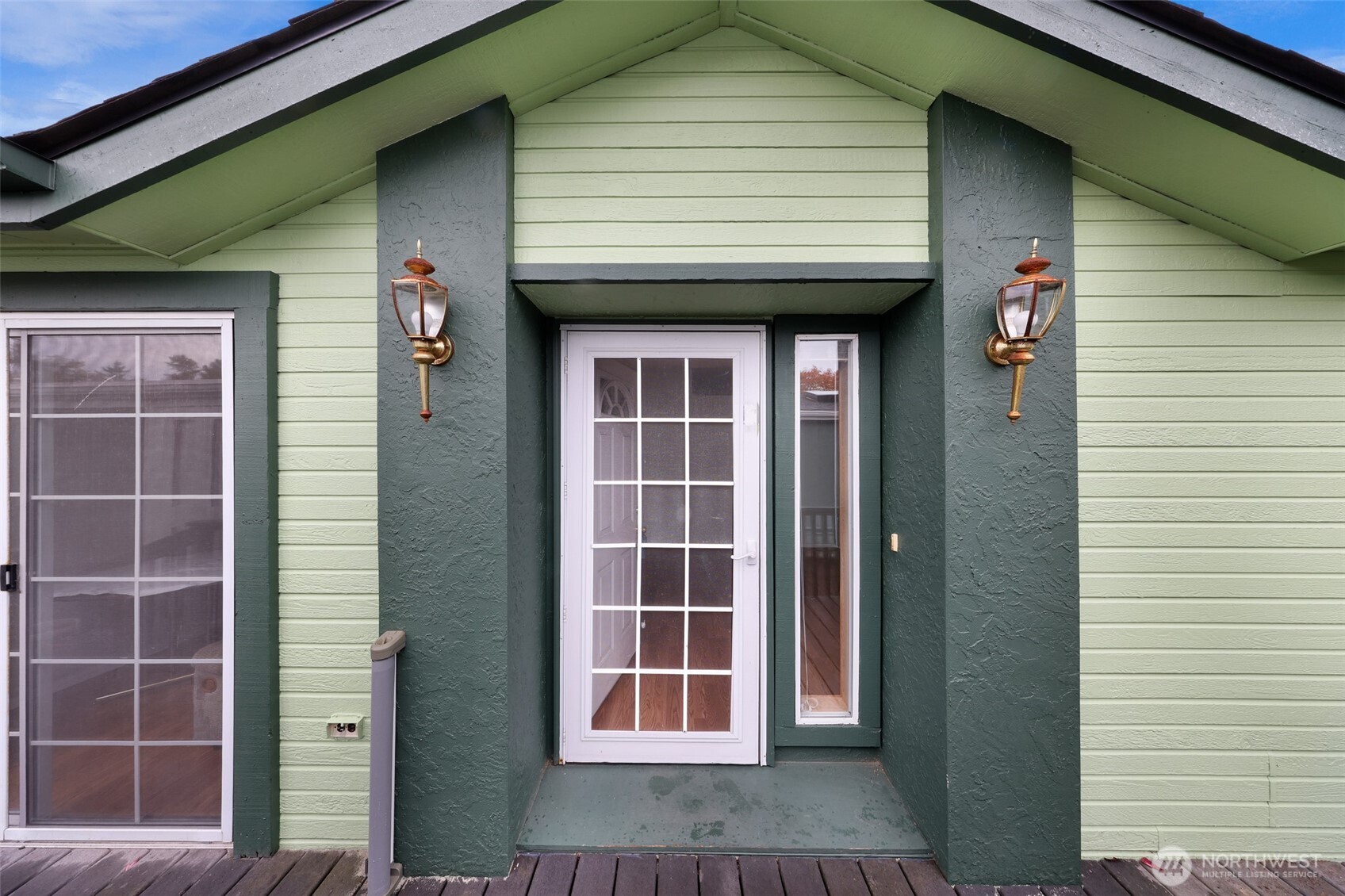 2015 24th Street, Unit 101 Bellingham, WA 98225 - Photo 4 of 40