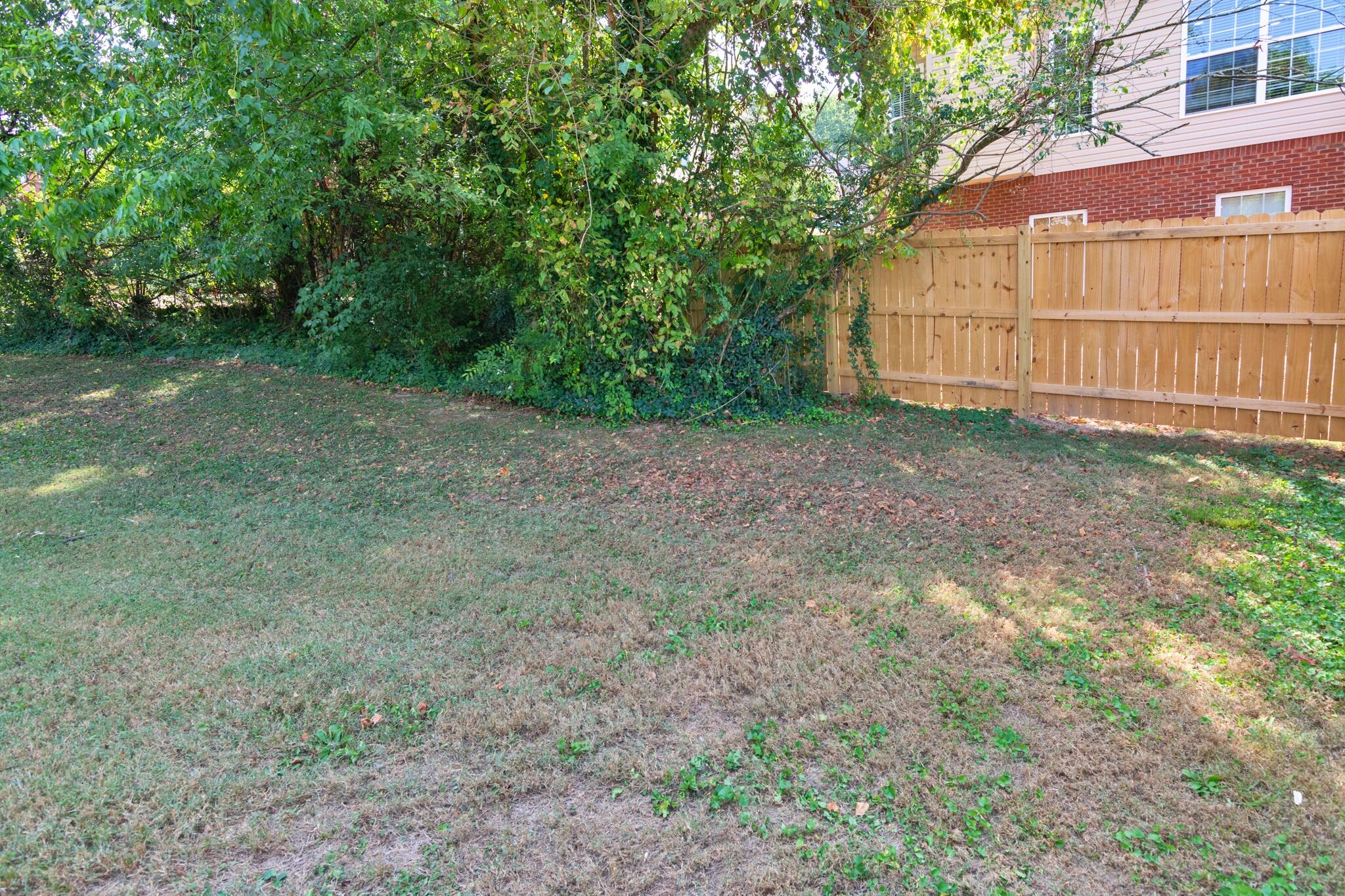 1240 North Concord Road, Unit E Chattanooga, TN 37421 - Photo 15 of 34 1240NConcordRdAptE-15