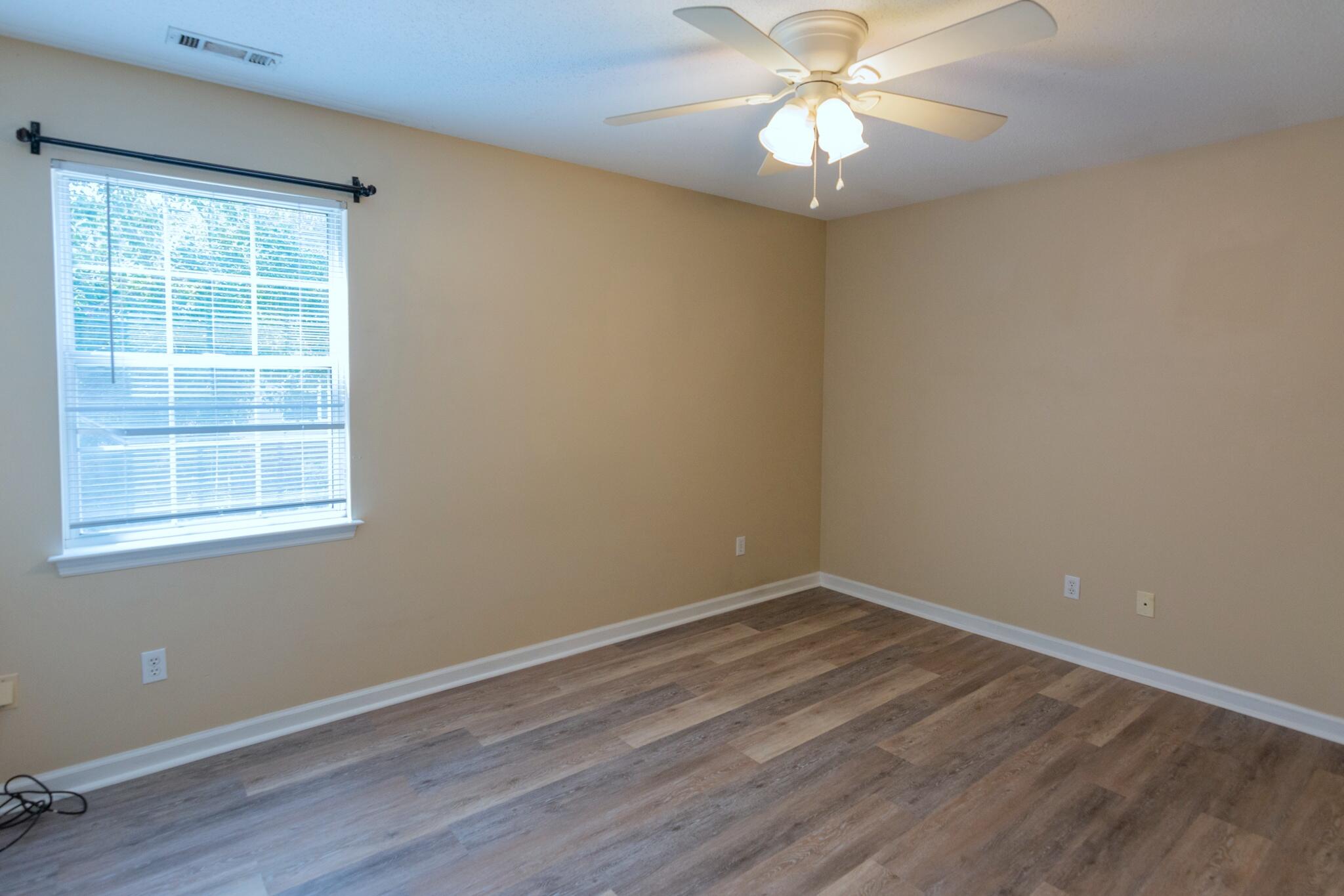 1240 North Concord Road, Unit E Chattanooga, TN 37421 - Photo 21 of 34 1240NConcordRdAptE-21