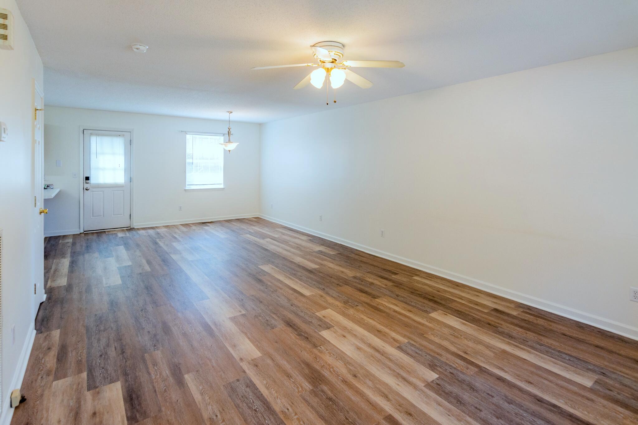 1240 North Concord Road, Unit E Chattanooga, TN 37421 - Photo 5 of 34 1240NConcordRdAptE-5