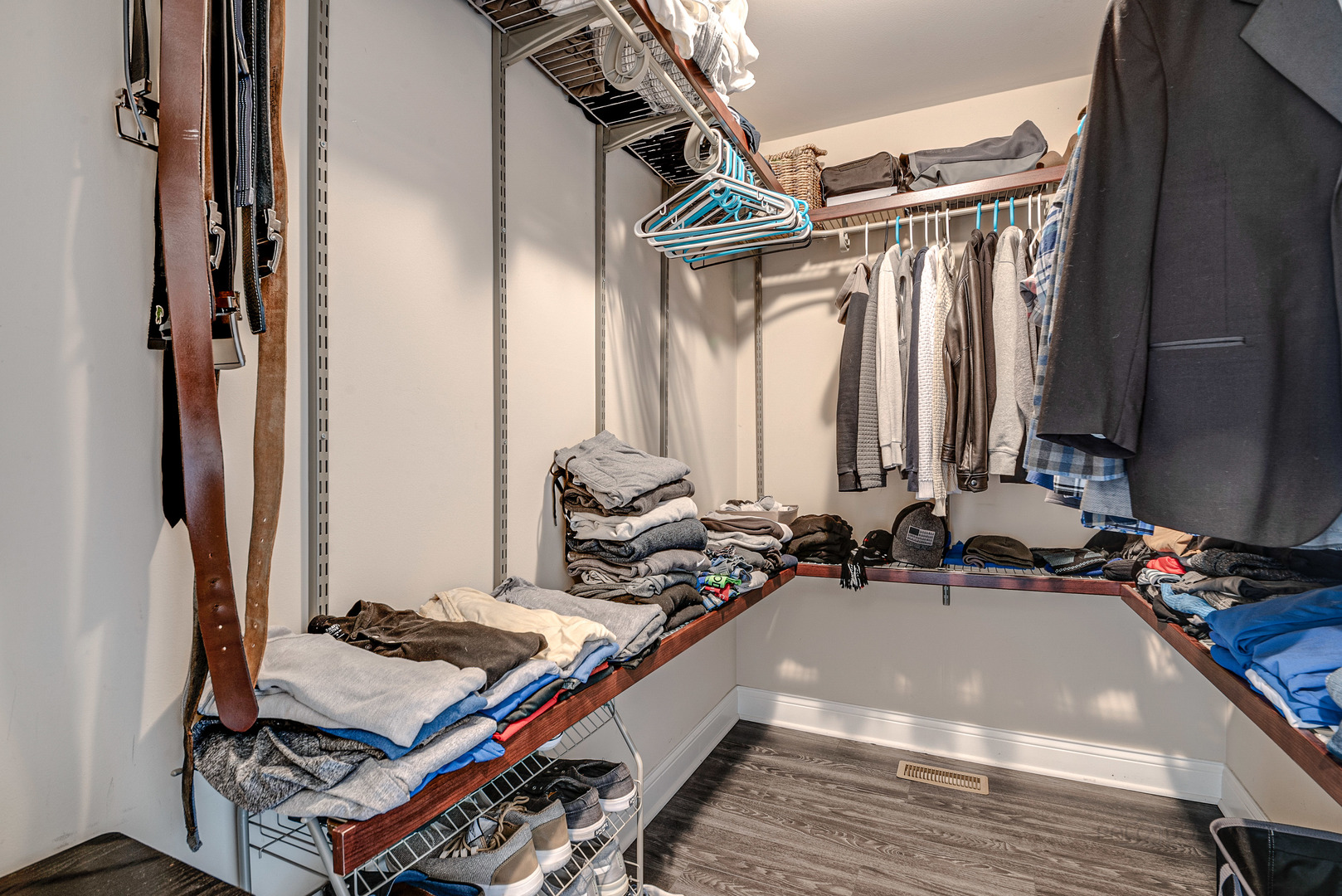 21690 Ravine Road Lake Zurich, IL 60047 - Photo 26 of 35 Gallery Image 26