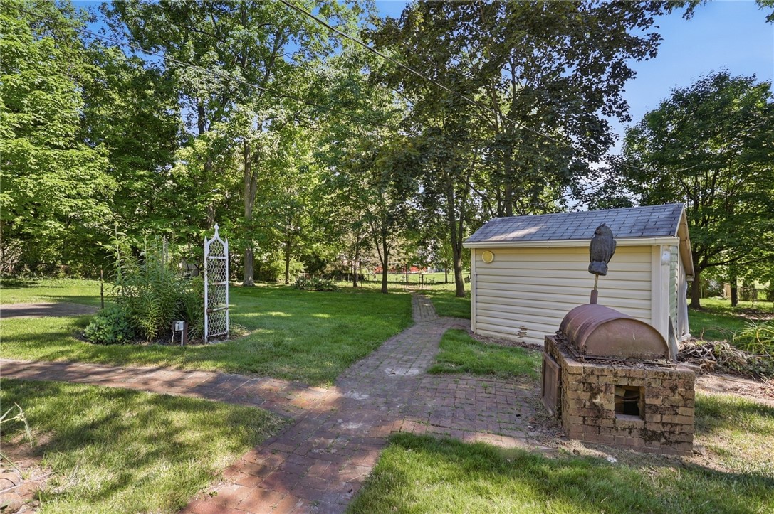 2504 Cross Country Road Beavercreek, OH 45431 - Photo 41 of 46