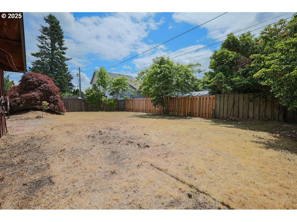 2116 Sally Way Eugene, OR 97401 - Photo 35 of 39 a view of backyard of a house