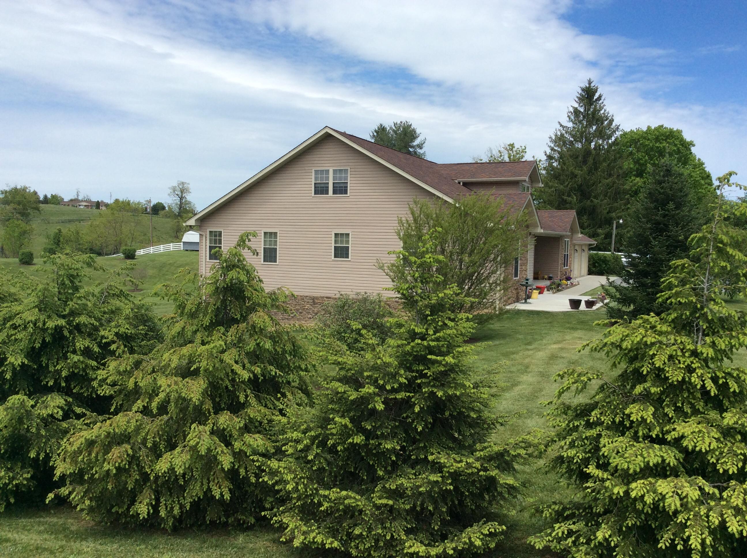 2935 Davis Stuart Road Lewisburg, WV 24901 - Photo 10 of 75 Gallery Image 10