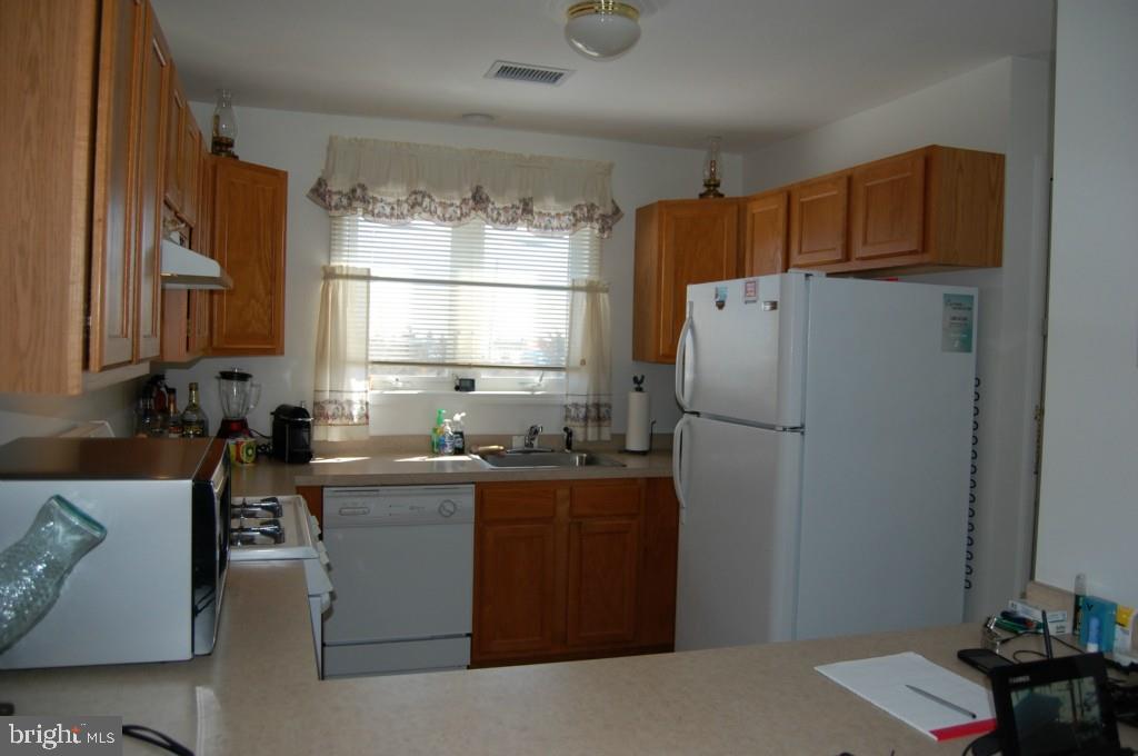 1088 Radio Road Tuckerton, NJ 08087 - Photo 14 of 34 Gallery Image 14