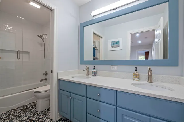 $1,199,000 | 3855 Glendenning Road, Downers Grove, IL 60515