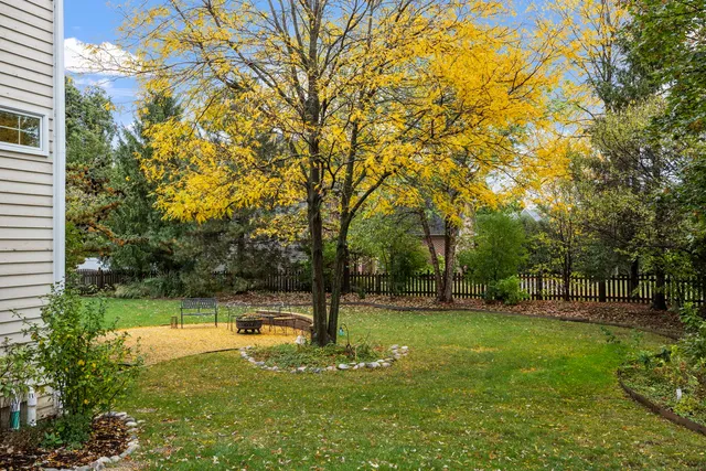 $1,199,000 | 3855 Glendenning Road, Downers Grove, IL 60515