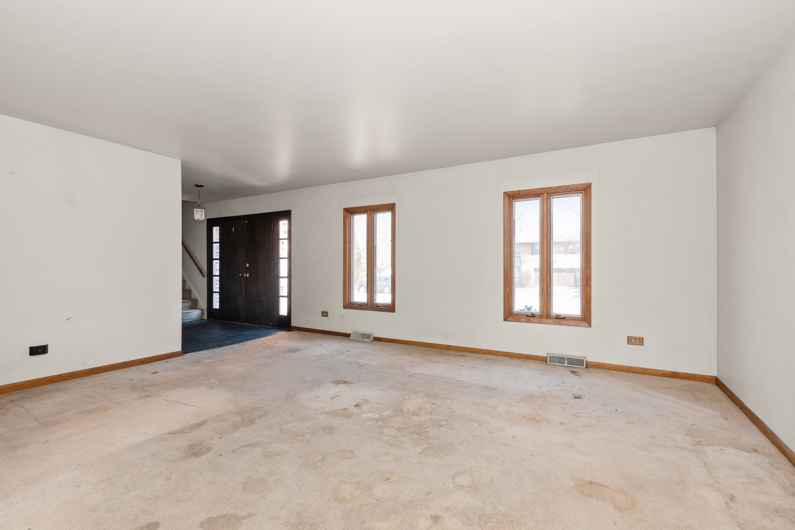 18558 May Street Homewood, IL 60430 - Photo 4 of 23 Gallery Image 4