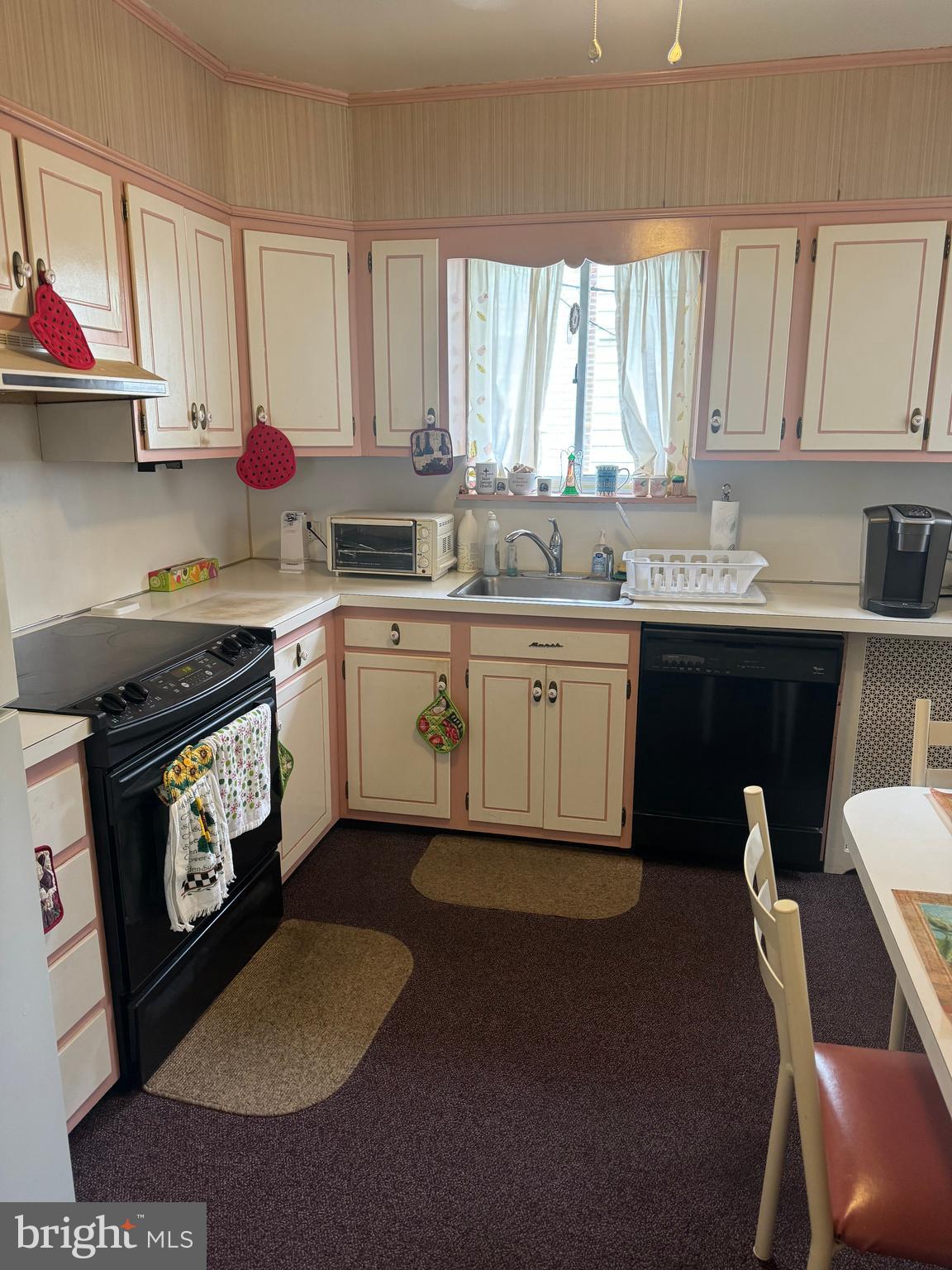 222 Kingston Road Upper Darby, PA 19082 - Photo 17 of 37