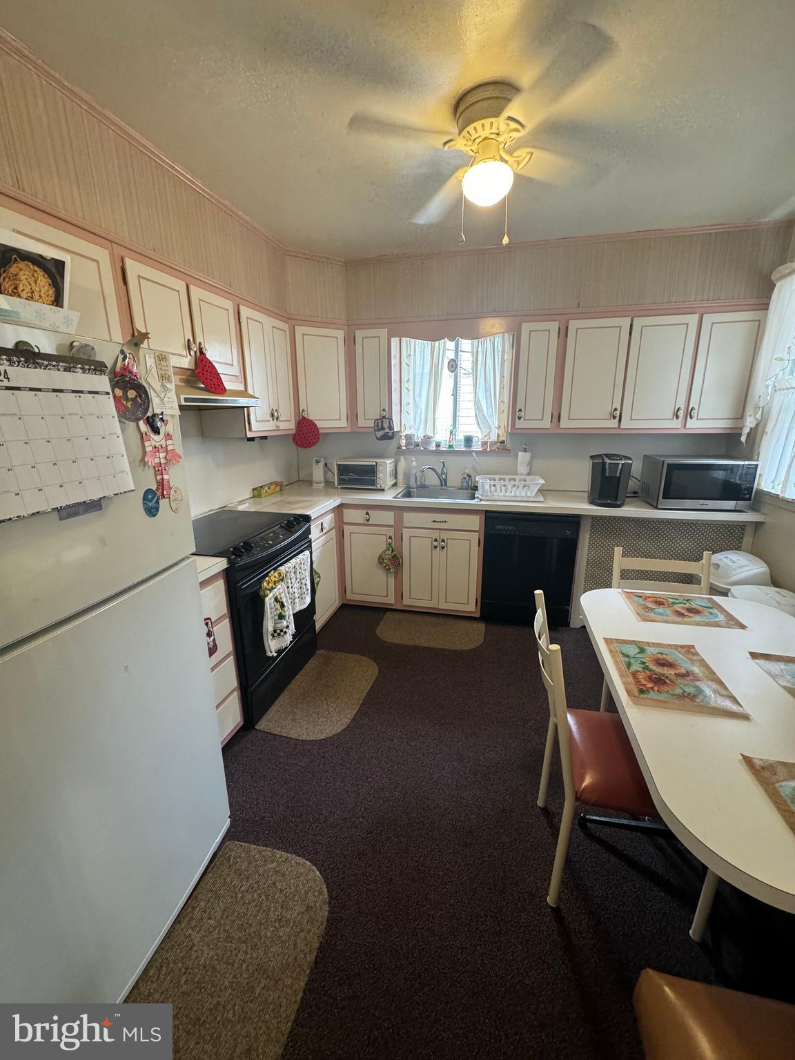 222 Kingston Road Upper Darby, PA 19082 - Photo 18 of 37