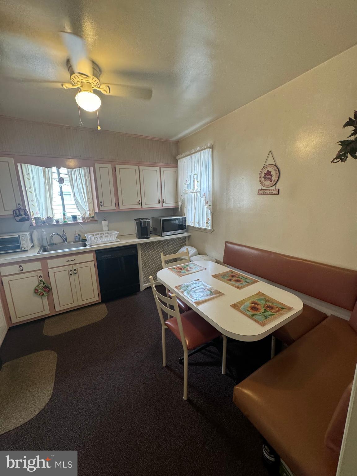 222 Kingston Road Upper Darby, PA 19082 - Photo 19 of 37