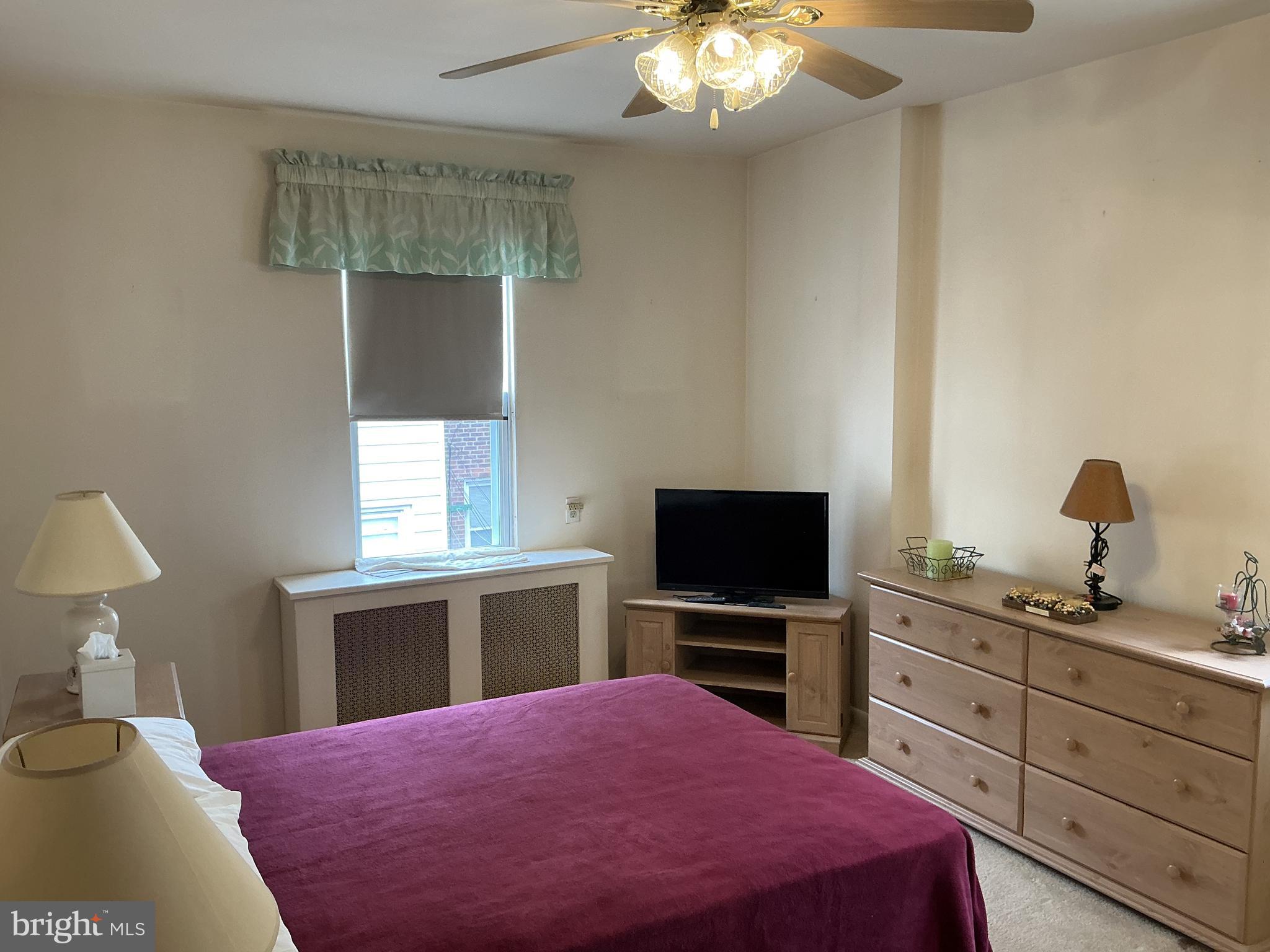 222 Kingston Road Upper Darby, PA 19082 - Photo 20 of 37