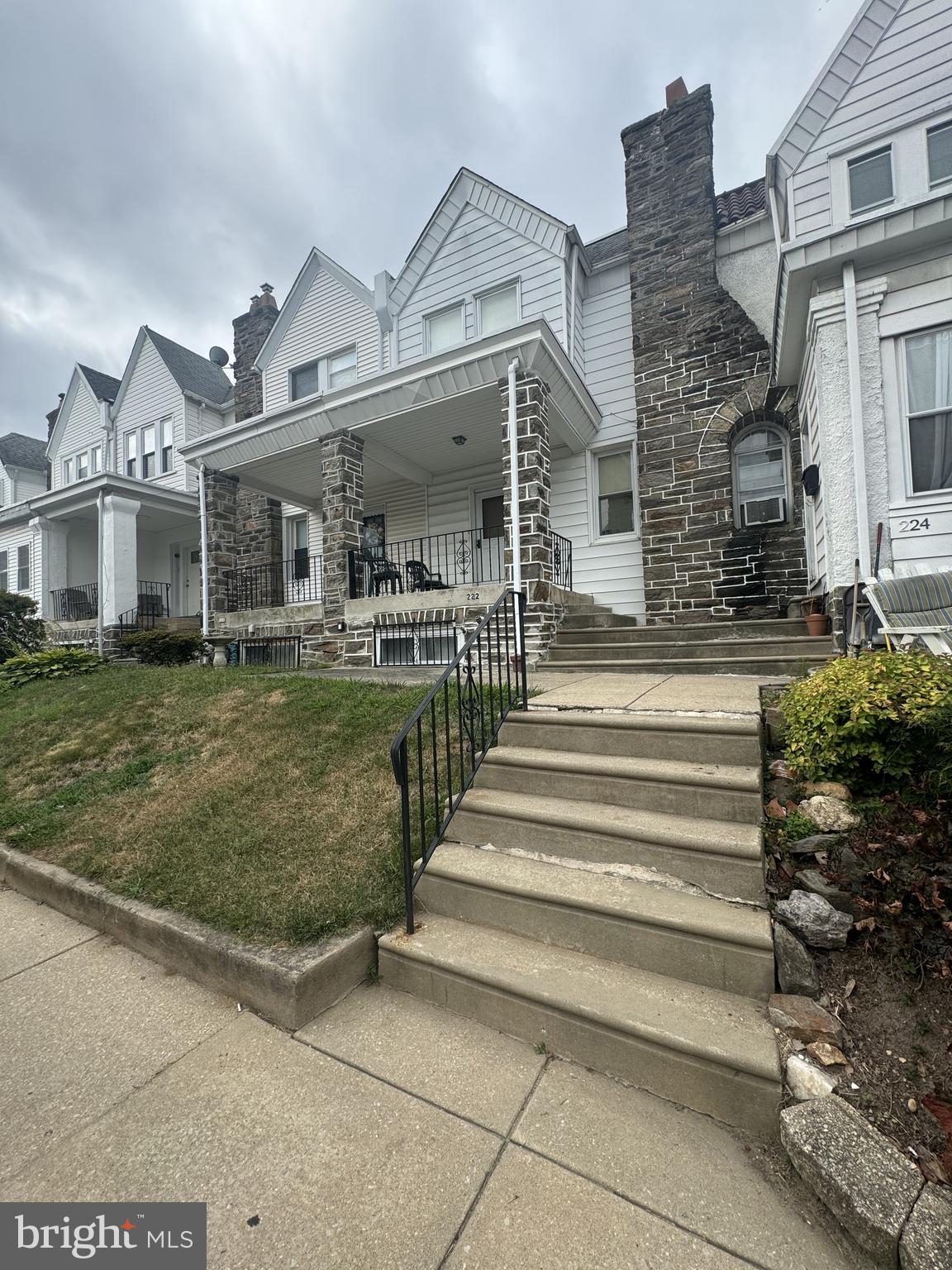 222 Kingston Road Upper Darby, PA 19082 - Photo 3 of 37