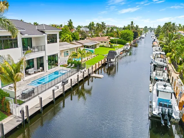 $5,675,000 | 2420 Northeast 48th Street, Lighthouse Point, FL 33064