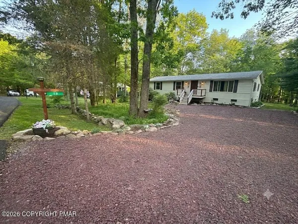 $325,000 | 10 Helen Way, White Haven, PA 18661