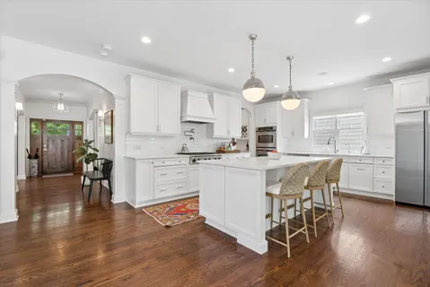 $1,599,000 | 3842 Grove Avenue, Western Springs, IL 60558