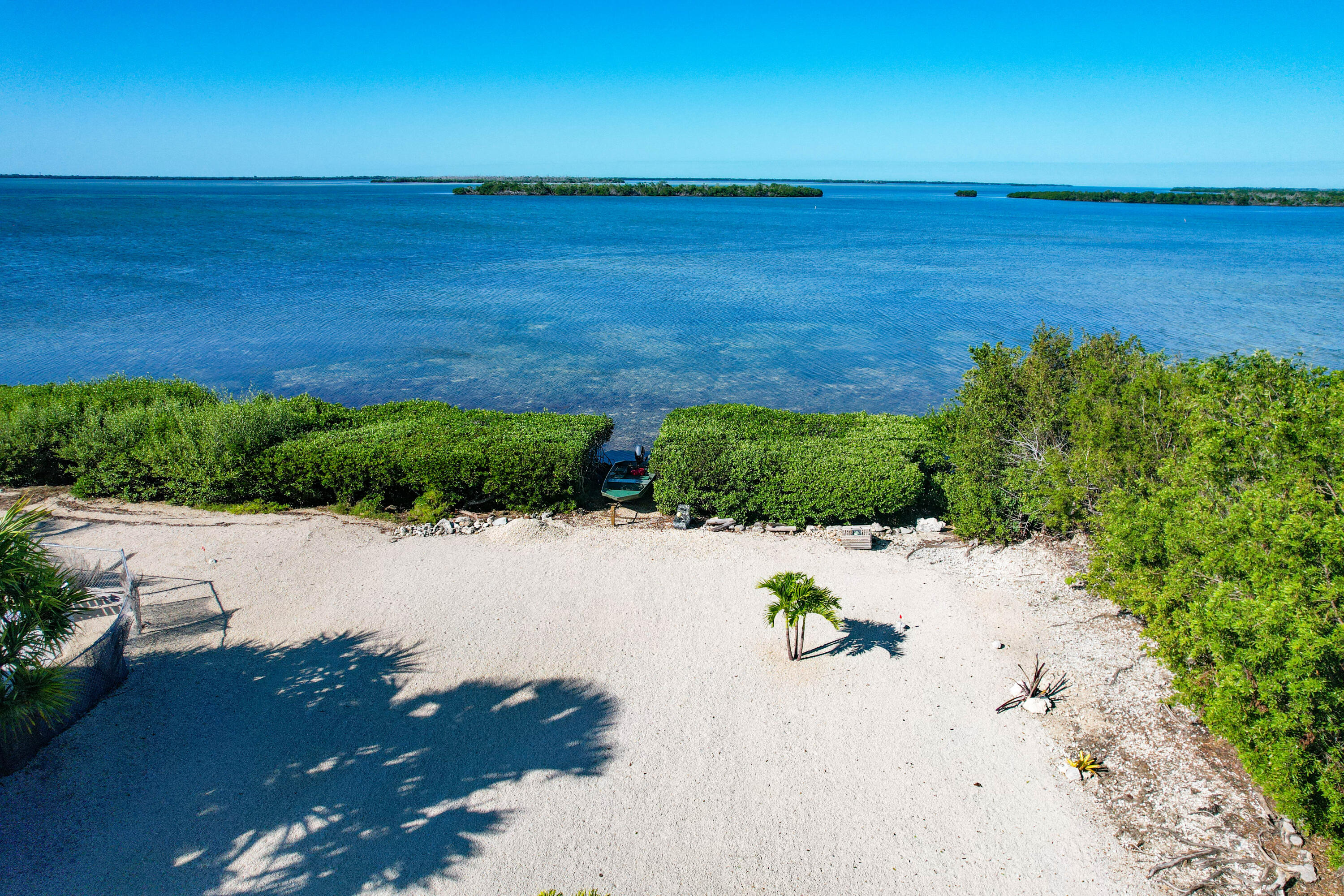 3960 Mary Road Big Pine Key, FL 33043 - Photo 26 of 35 Pristine Property