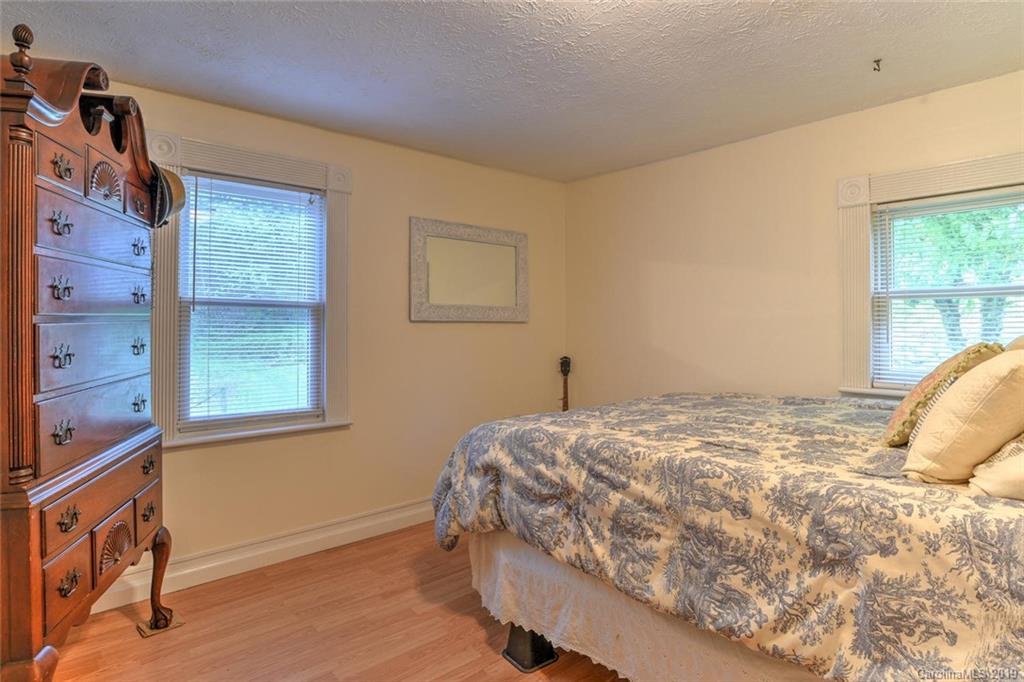 131 Ben Clark Road Marshall, NC 28753 - Photo 26 of 36 Gallery Image 26