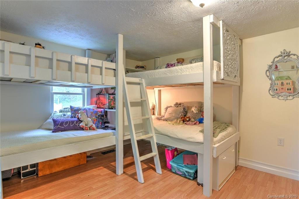131 Ben Clark Road Marshall, NC 28753 - Photo 28 of 36 Gallery Image 28