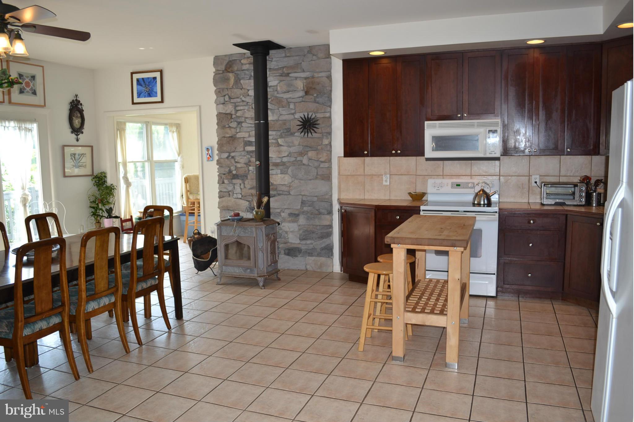 710 Calvary Road Churchville, MD 21028 - Photo 3 of 30 Kitchen