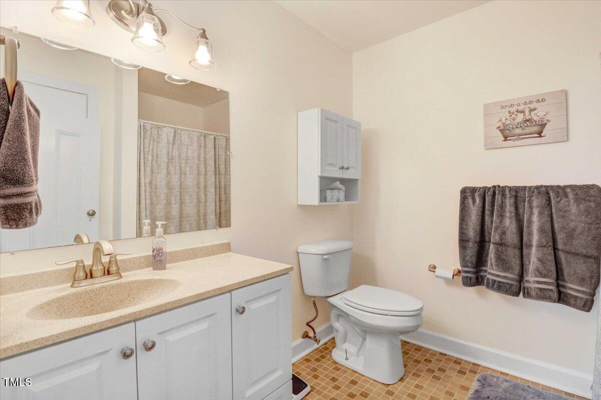 9752 Hawley Road Kenly, NC 27542 - Photo 17 of 46 Primary Bath