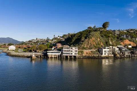 $6,877,000 | 2002 Paradise Drive, Tiburon, CA 94920