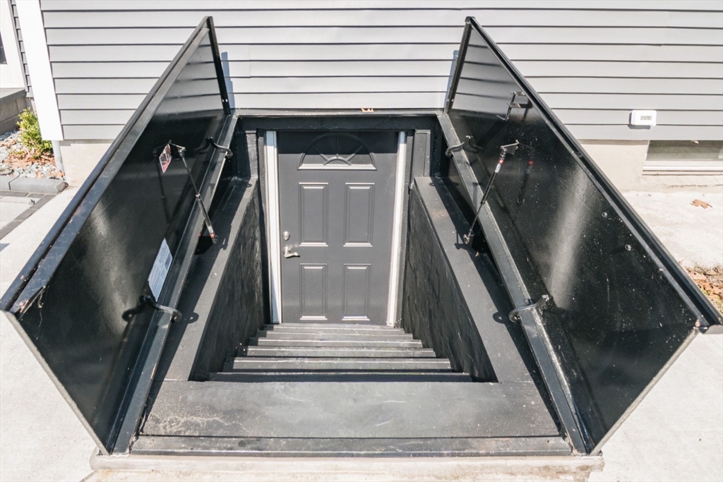 412 Granby Road South Hadley, MA 01075 - Photo 21 of 31