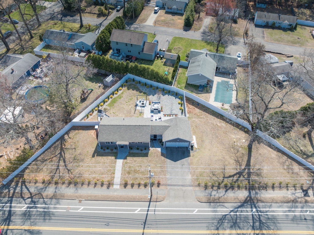 412 Granby Road South Hadley, MA 01075 - Photo 4 of 31