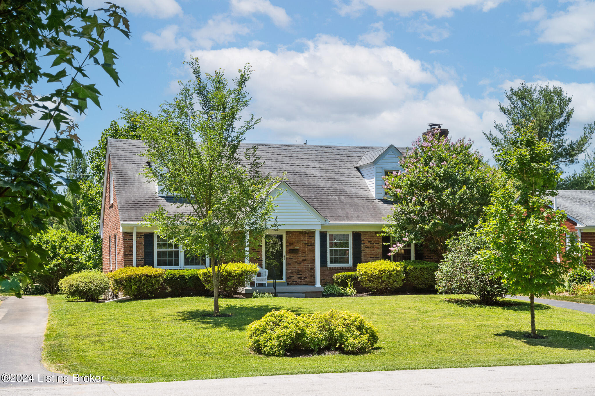 708 Indian Ridge Road Louisville, KY 40207 - Photo 1 of 53 Welcome Home!