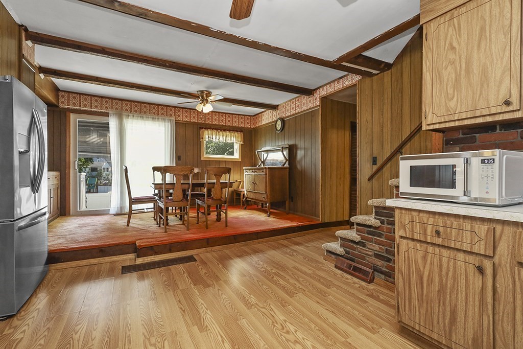 101 R Peck Street Franklin, MA 02038 - Photo 8 of 32 Gallery Image 8