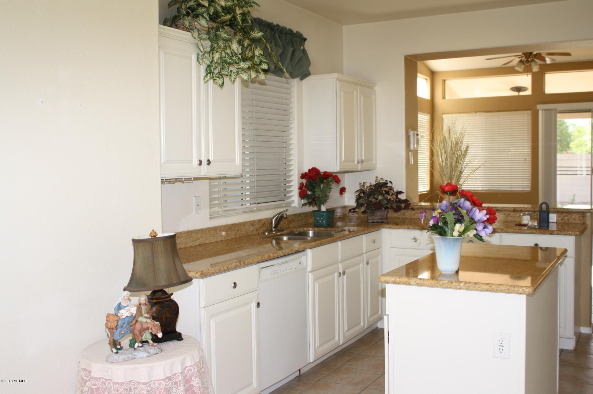 1375 West Musket Way Chandler, AZ 85286 - Photo 7 of 20 IMG_2408