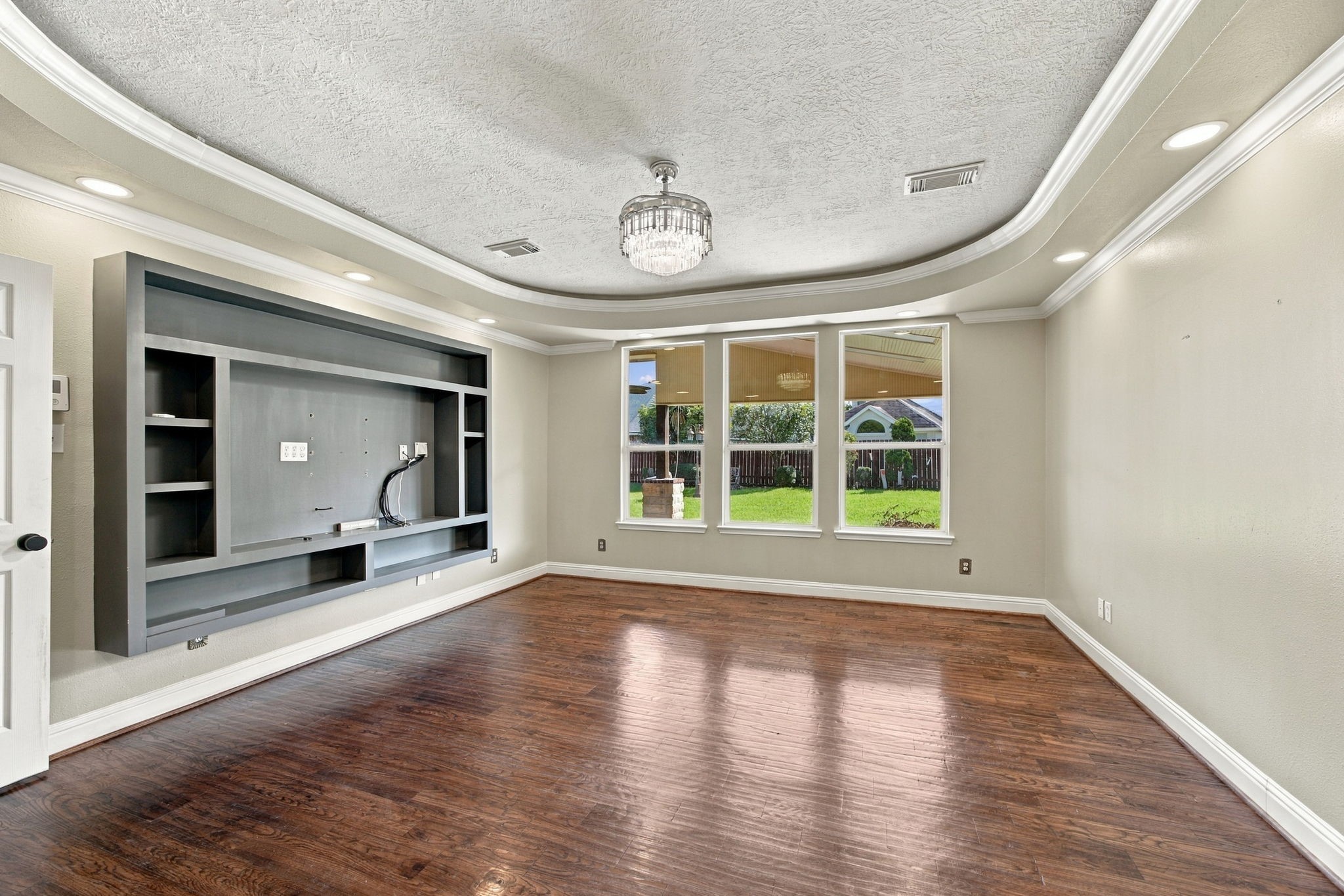 6714 Russelfield Lane Houston, TX 77049 - Photo 32 of 49 Gallery Image 32