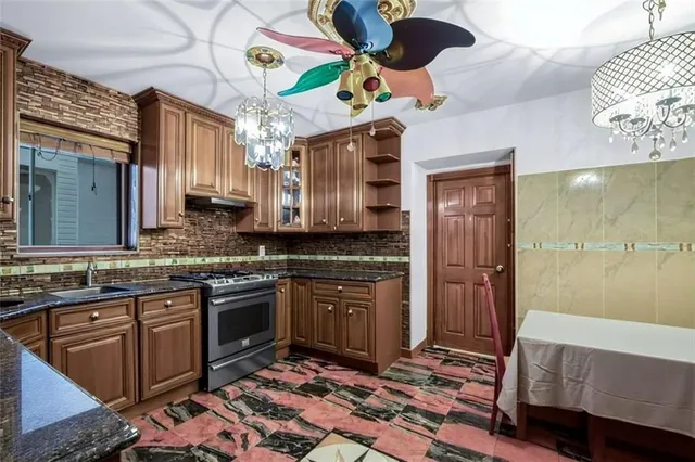 $1,149,000 | 2948 Brighton 1st Street | Brighton Beach