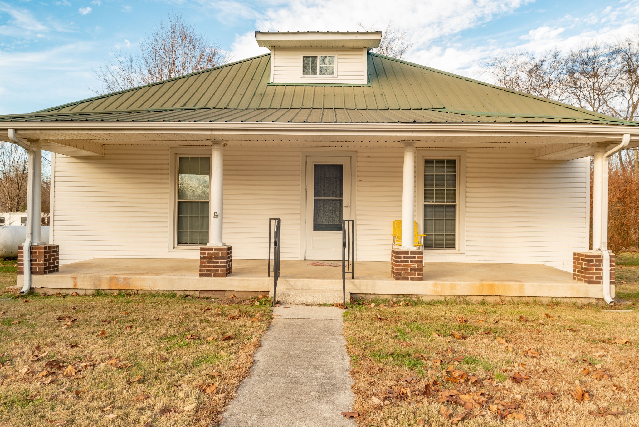 101 Maple Street Normandy, TN 37360 - Photo 1 of 21 a view of a house with wooden fence