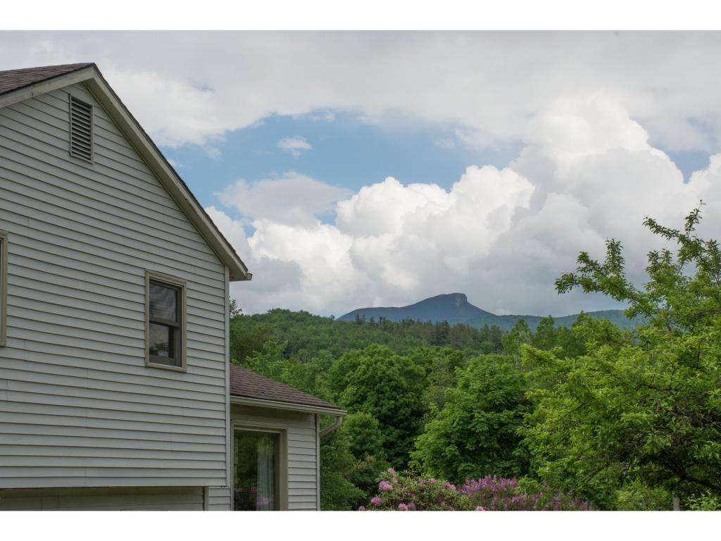 84 Raven Ridge Huntington, VT 05462 - Photo 3 of 18 Gallery Image 3