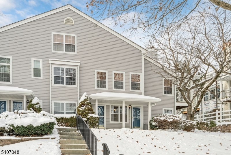 1144 Garrison Court Mahwah, NJ 07430 - Photo 2 of 31