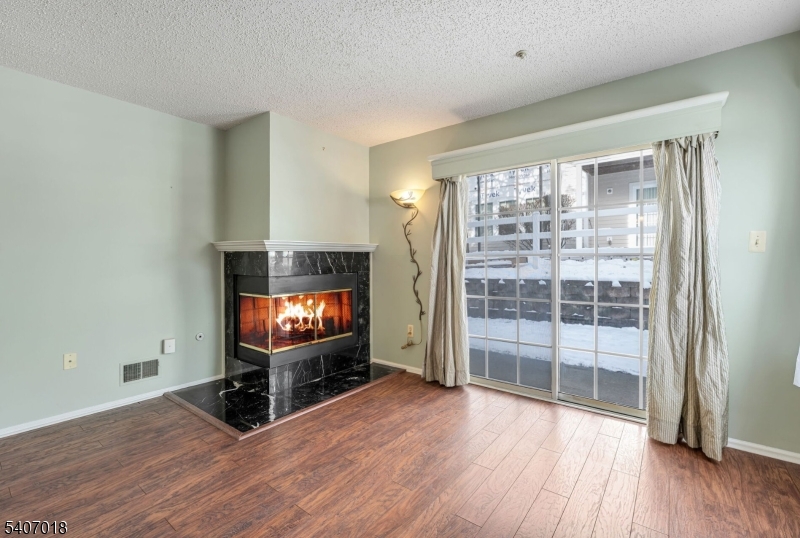 1144 Garrison Court Mahwah, NJ 07430 - Photo 8 of 31