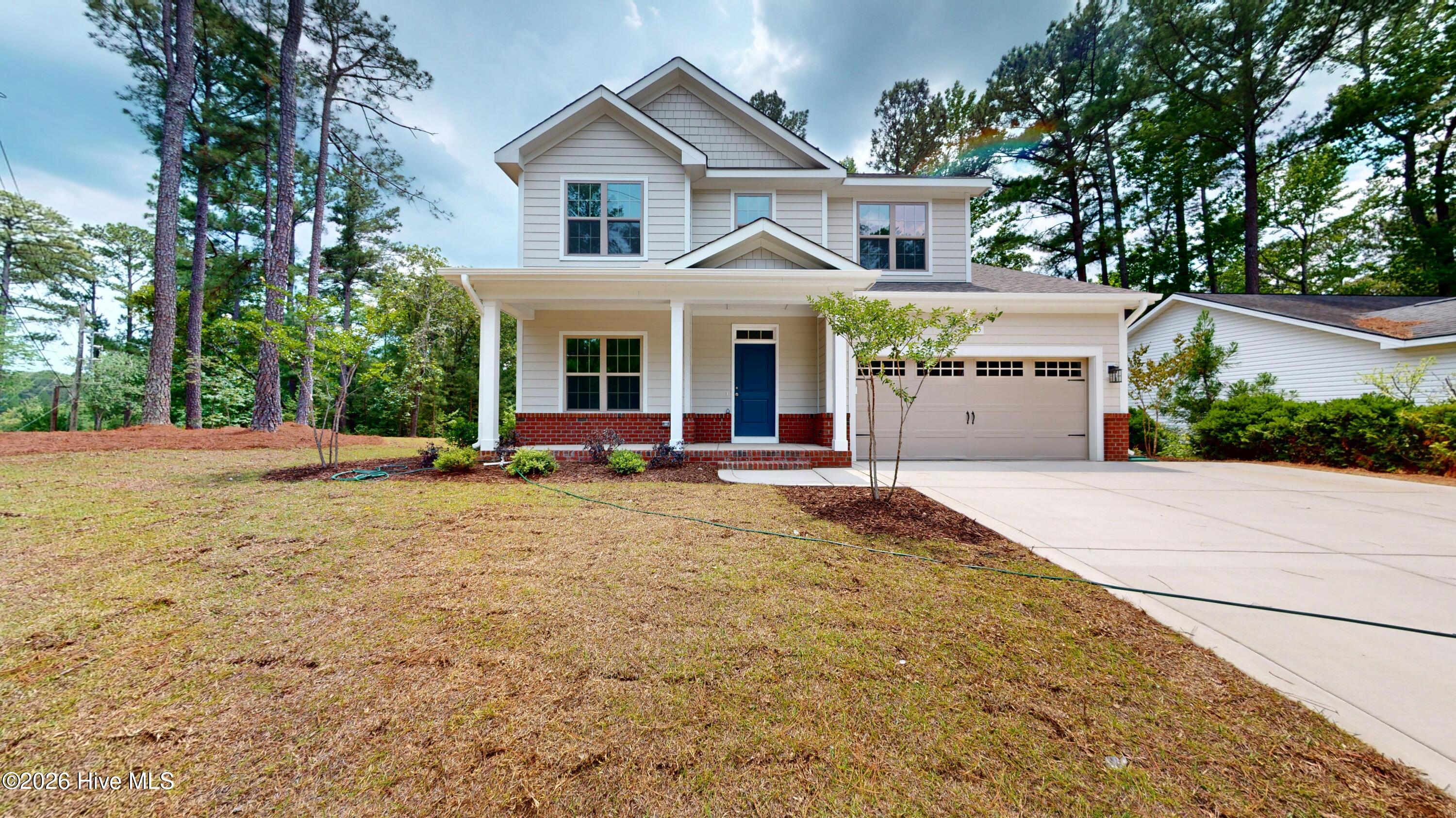 125 Juniper Lake Road Pinehurst, NC 28374 - Photo 2 of 29
