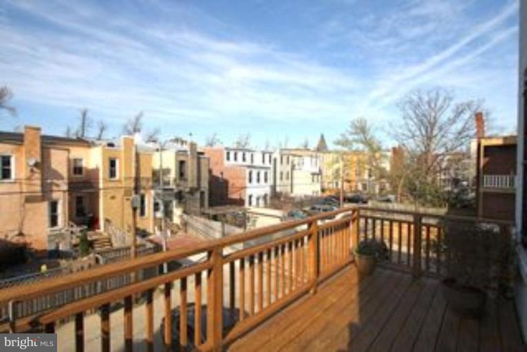 1321 R Street Northwest, Unit 3 Washington, DC 20009 - Photo 9 of 16 Porch
