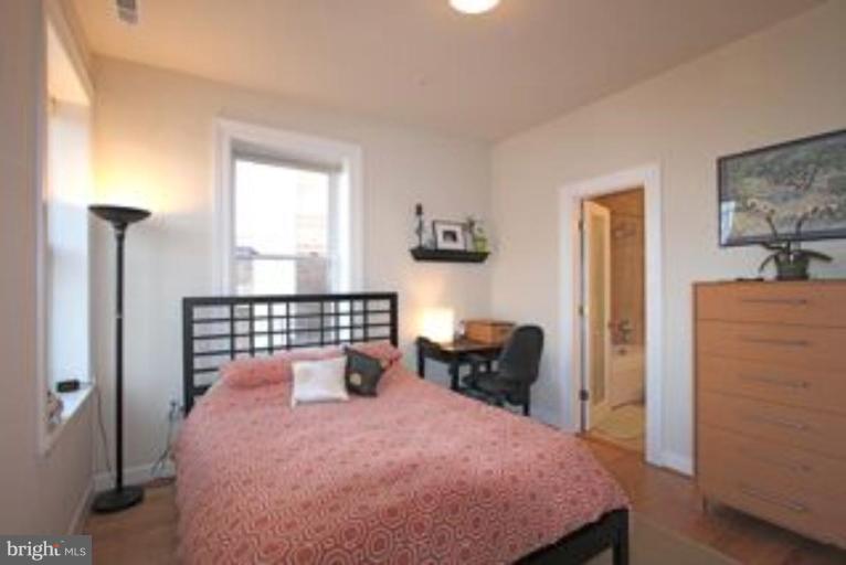 1321 R Street Northwest, Unit 3 Washington, DC 20009 - Photo 10 of 16 Master Bedroom