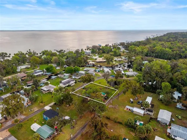 $205,000 | 9450 Northeast 306th Court, Fort McCoy, FL 32134