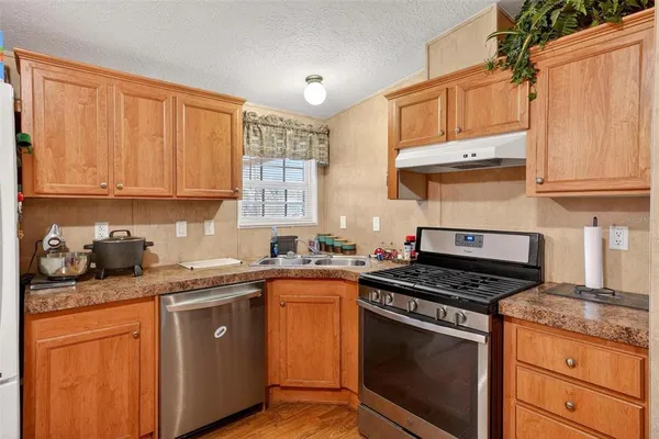 $205,000 | 9450 Northeast 306th Court, Fort McCoy, FL 32134