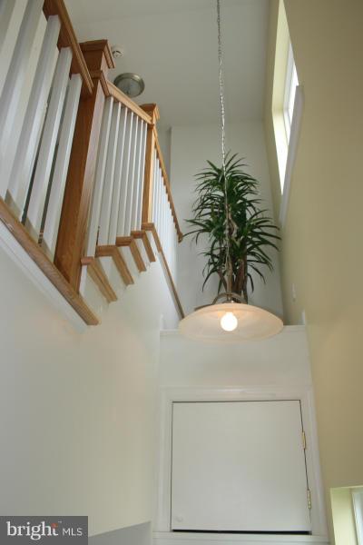 411 Walnut Grove Road Baltimore, MD 21221 - Photo 15 of 30 Interior (General)